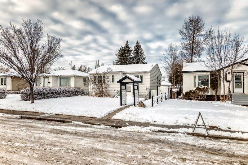 528 17 Avenue NE, Calgary, 2 Bedrooms Bedrooms, 0 ,1 BathroomBathrooms,Houses,For Rent,528 17 Avenue NE,0,3340 528 17 Avenue NE, Calgary, 2 Bedrooms Bedrooms, 0 ,1 BathroomBathrooms,Houses,For Rent,528 17 Avenue NE,0,3340