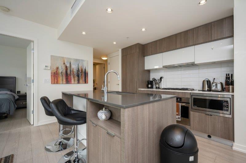 808, 128 2 Street SW, Calgary, 2 Bedrooms Bedrooms, 0 ,2 BathroomsBathrooms,Condos/Townhouses,For Rent,WATERFRONT – TOWER C ,808, 128 2 Street SW,0,3343