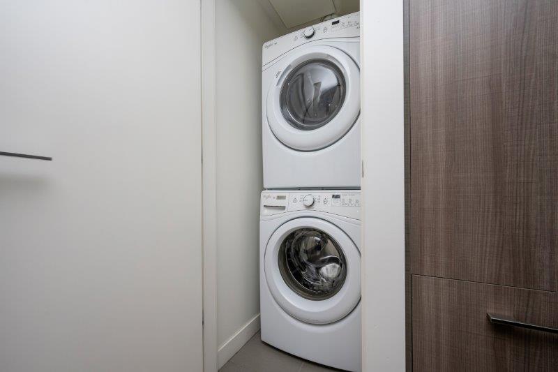 808, 128 2 Street SW, Calgary, 2 Bedrooms Bedrooms, 0 ,2 BathroomsBathrooms,Condos/Townhouses,For Rent,WATERFRONT – TOWER C ,808, 128 2 Street SW,0,3343