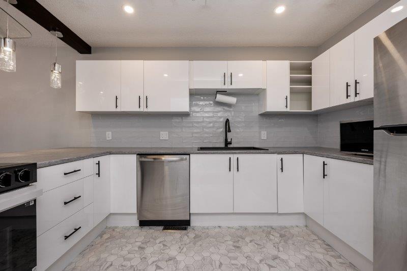 4309 Bowness Road Northwest, Calgary, 3 Bedrooms Bedrooms, 0 ,1.5 BathroomsBathrooms,Houses,For Rent,4309 Bowness Road Northwest,0,3344 4309 Bowness Road Northwest, Calgary, 3 Bedrooms Bedrooms, 0 ,1.5 BathroomsBathrooms,Houses,For Rent,4309 Bowness Road Northwest,0,3344