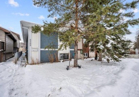 4309 Bowness Road Northwest, Calgary, 3 Bedrooms Bedrooms, 0 ,1.5 BathroomsBathrooms,Houses,For Rent,4309 Bowness Road Northwest,0,3344 4309 Bowness Road Northwest, Calgary, 3 Bedrooms Bedrooms, 0 ,1.5 BathroomsBathrooms,Houses,For Rent,4309 Bowness Road Northwest,0,3344