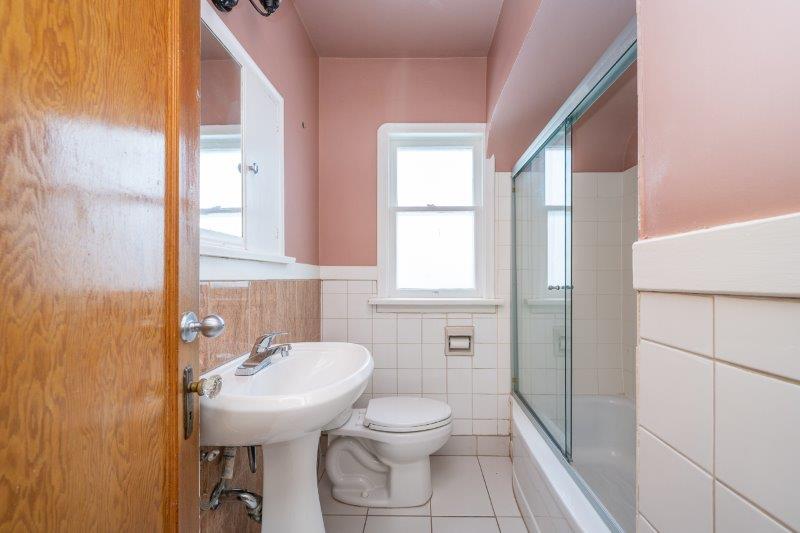 444 20 Avenue Northwest, Calgary, 2 Bedrooms Bedrooms, 0 ,1 BathroomBathrooms,Houses,For Rent,444 20 Avenue Northwest,0,3345 444 20 Avenue Northwest, Calgary, 2 Bedrooms Bedrooms, 0 ,1 BathroomBathrooms,Houses,For Rent,444 20 Avenue Northwest,0,3345