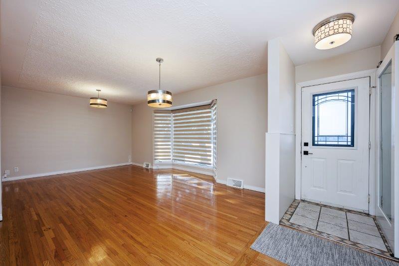 1040 18 Street Northeast, Calgary, 5 Bedrooms Bedrooms, 0 ,2 BathroomsBathrooms,Houses,For Rent,1040 18 Street Northeast,0,3346 1040 18 Street Northeast, Calgary, 5 Bedrooms Bedrooms, 0 ,2 BathroomsBathrooms,Houses,For Rent,1040 18 Street Northeast,0,3346