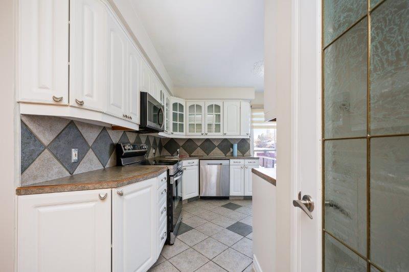 1040 18 Street Northeast, Calgary, 5 Bedrooms Bedrooms, 0 ,2 BathroomsBathrooms,Houses,For Rent,1040 18 Street Northeast,0,3346 1040 18 Street Northeast, Calgary, 5 Bedrooms Bedrooms, 0 ,2 BathroomsBathrooms,Houses,For Rent,1040 18 Street Northeast,0,3346