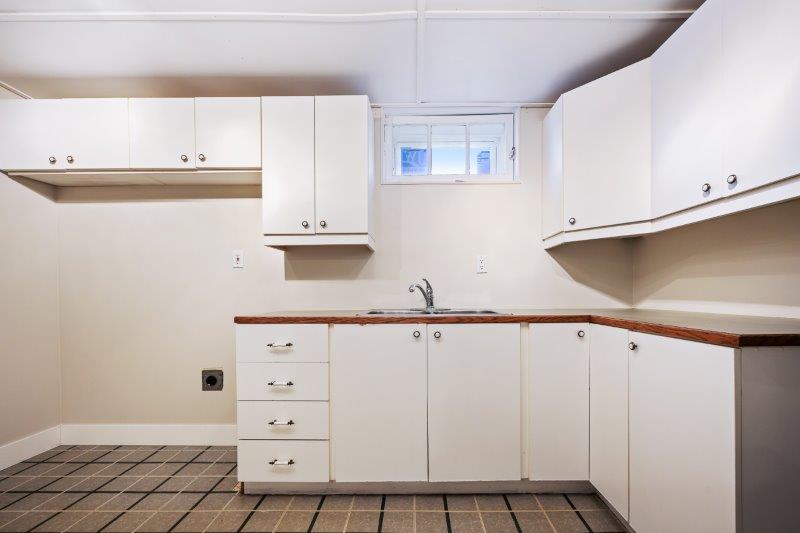 1040 18 Street Northeast, Calgary, 5 Bedrooms Bedrooms, 0 ,2 BathroomsBathrooms,Houses,For Rent,1040 18 Street Northeast,0,3346 1040 18 Street Northeast, Calgary, 5 Bedrooms Bedrooms, 0 ,2 BathroomsBathrooms,Houses,For Rent,1040 18 Street Northeast,0,3346