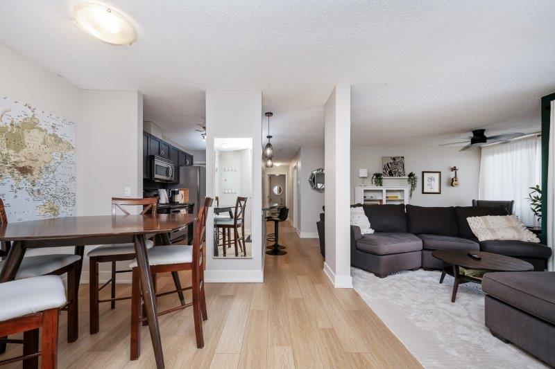 2, 220 Village Terrace Southwest, Calgary, 2 Bedrooms Bedrooms, 0 ,2 BathroomsBathrooms,Condos/Townhouses,For Rent,The News,2, 220 Village Terrace Southwest,0,3355