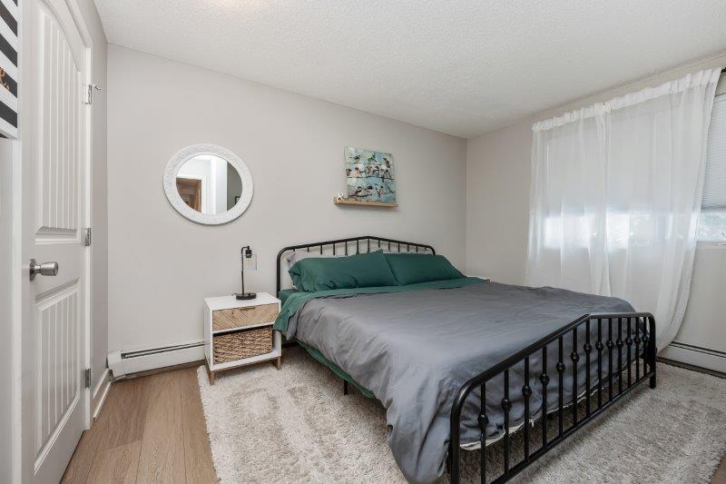 2, 220 Village Terrace Southwest, Calgary, 2 Bedrooms Bedrooms, 0 ,2 BathroomsBathrooms,Condos/Townhouses,For Rent,The News,2, 220 Village Terrace Southwest,0,3355