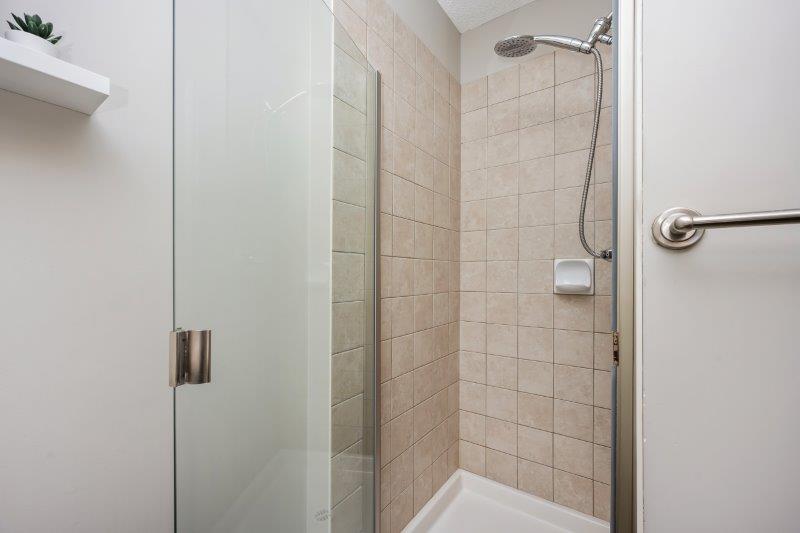 2, 220 Village Terrace Southwest, Calgary, 2 Bedrooms Bedrooms, 0 ,2 BathroomsBathrooms,Condos/Townhouses,For Rent,The News,2, 220 Village Terrace Southwest,0,3355