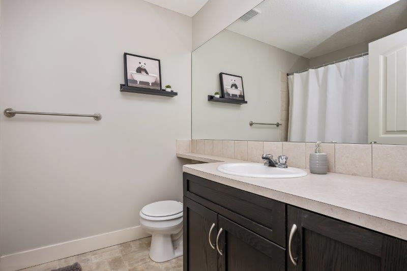 2, 220 Village Terrace Southwest, Calgary, 2 Bedrooms Bedrooms, 0 ,2 BathroomsBathrooms,Condos/Townhouses,For Rent,The News,2, 220 Village Terrace Southwest,0,3355