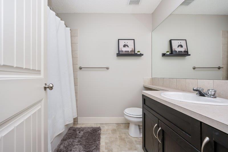 2, 220 Village Terrace Southwest, Calgary, 2 Bedrooms Bedrooms, 0 ,2 BathroomsBathrooms,Condos/Townhouses,For Rent,The News,2, 220 Village Terrace Southwest,0,3355