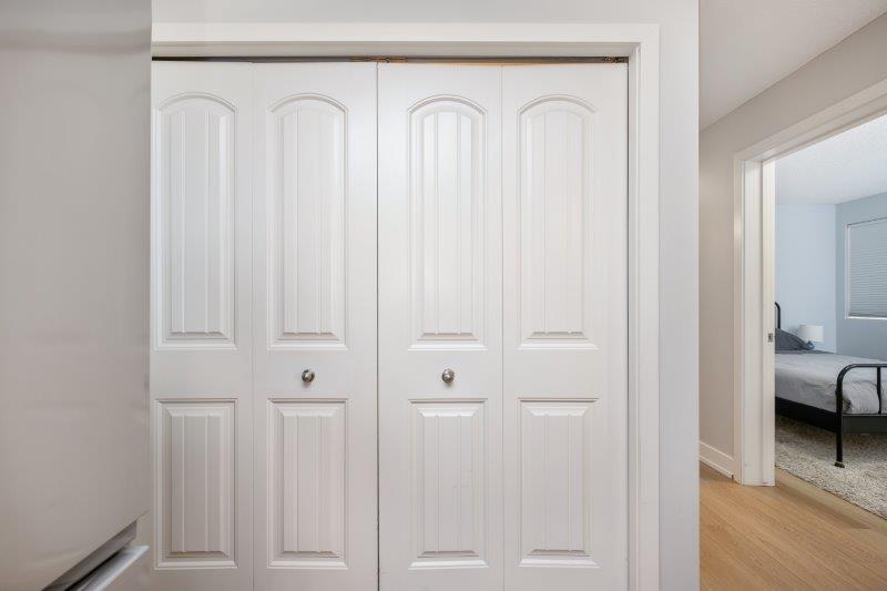 2, 220 Village Terrace Southwest, Calgary, 2 Bedrooms Bedrooms, 0 ,2 BathroomsBathrooms,Condos/Townhouses,For Rent,The News,2, 220 Village Terrace Southwest,0,3355