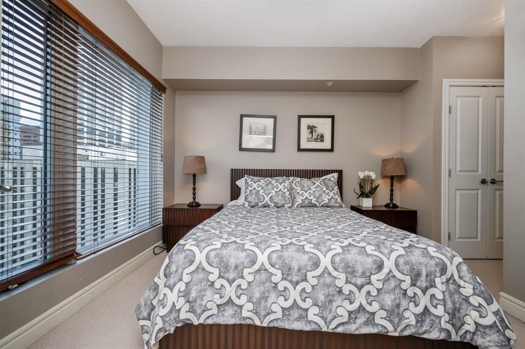 #1005, 910 5 Avenue SW, Calgary, 1 Bedroom Bedrooms, 0 ,1 BathroomBathrooms,Condos/Townhouses,For Sale,Five West Phase II,10,3357