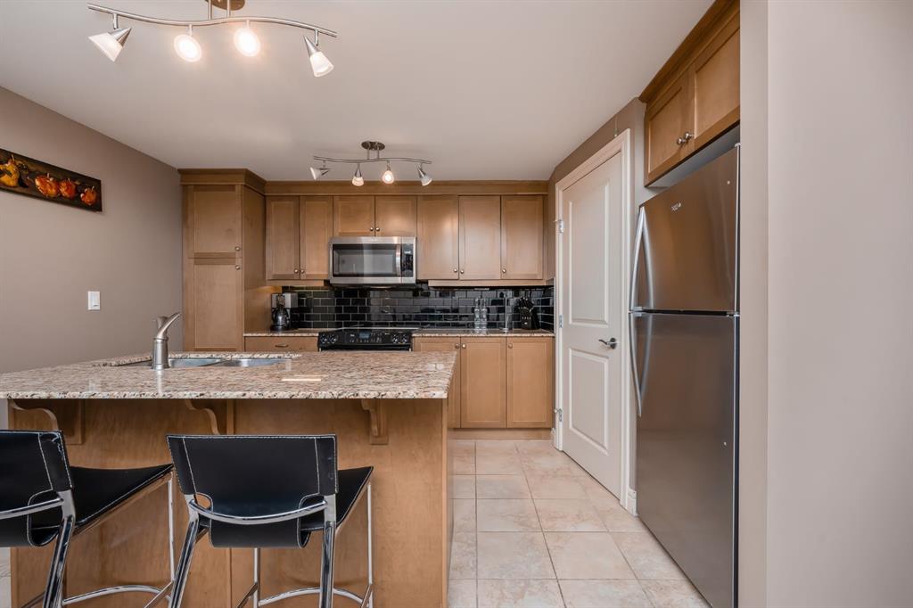#1005, 910 5 Avenue SW, Calgary, 1 Bedroom Bedrooms, 0 ,1 BathroomBathrooms,Condos/Townhouses,For Sale,Five West Phase II,10,3357