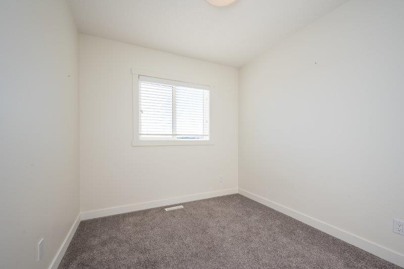 10 Walden Lane Southeast, Calgary, 3 Bedrooms Bedrooms, 0 ,3 BathroomsBathrooms,Condos/Townhouses,For Rent,Axis,10 Walden Lane Southeast,0,3359