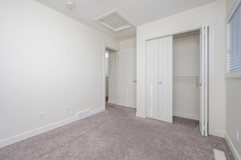 10 Walden Lane Southeast, Calgary, 3 Bedrooms Bedrooms, 0 ,3 BathroomsBathrooms,Condos/Townhouses,For Rent,Axis,10 Walden Lane Southeast,0,3359