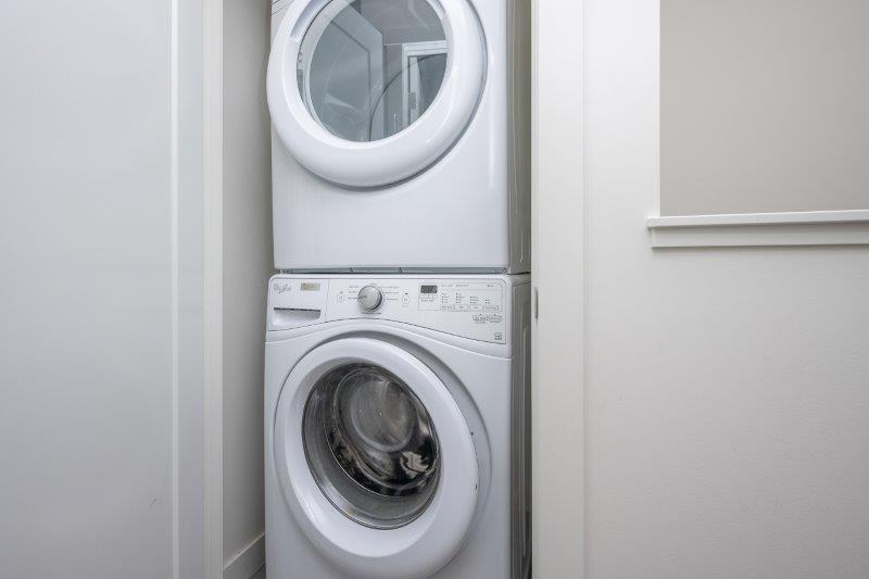 10 Walden Lane Southeast, Calgary, 3 Bedrooms Bedrooms, 0 ,3 BathroomsBathrooms,Condos/Townhouses,For Rent,Axis,10 Walden Lane Southeast,0,3359