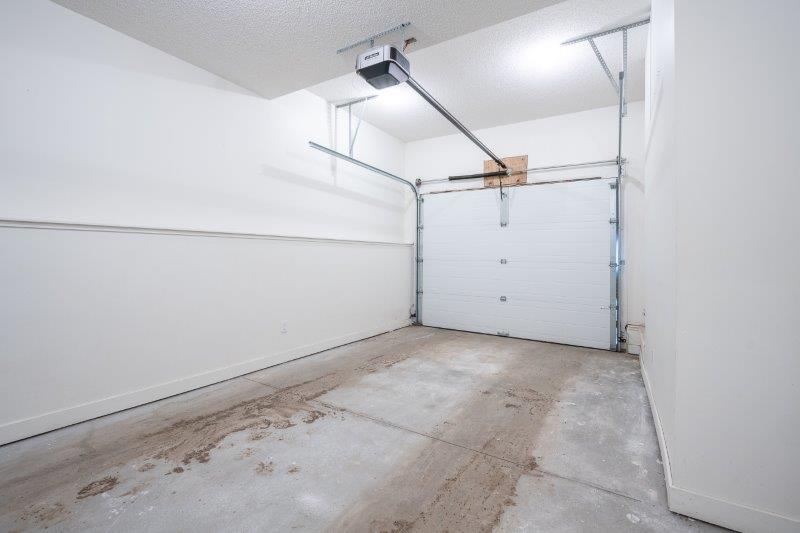 10 Walden Lane Southeast, Calgary, 3 Bedrooms Bedrooms, 0 ,3 BathroomsBathrooms,Condos/Townhouses,For Rent,Axis,10 Walden Lane Southeast,0,3359