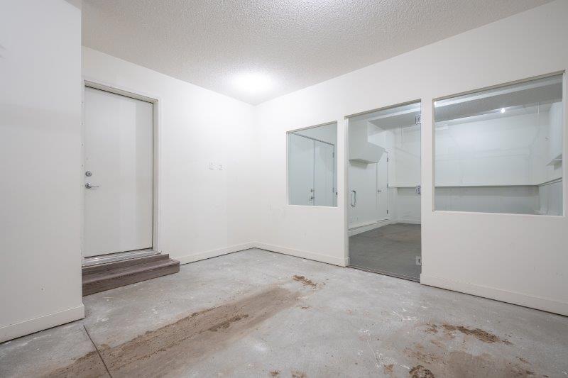 10 Walden Lane Southeast, Calgary, 3 Bedrooms Bedrooms, 0 ,3 BathroomsBathrooms,Condos/Townhouses,For Rent,Axis,10 Walden Lane Southeast,0,3359