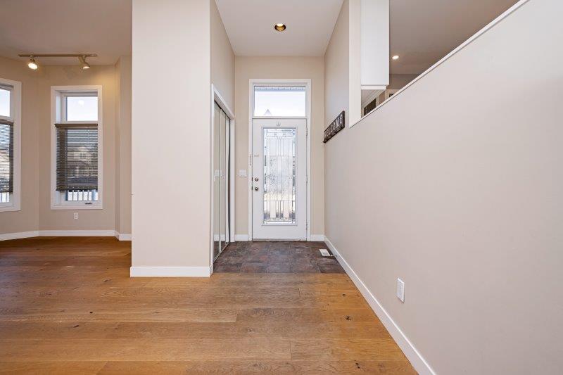 2175 11 Street Northwest, Calgary, 3 Bedrooms Bedrooms, 0 ,3.5 BathroomsBathrooms,Houses,For Rent,2175 11 Street Northwest,0,3361