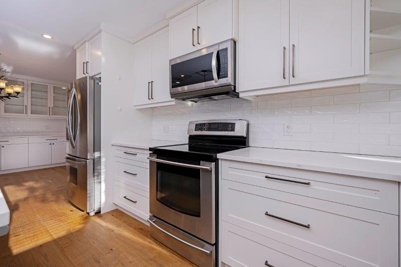 2175 11 Street Northwest, Calgary, 3 Bedrooms Bedrooms, 0 ,3.5 BathroomsBathrooms,Houses,For Rent,2175 11 Street Northwest,0,3361