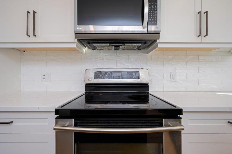 2175 11 Street Northwest, Calgary, 3 Bedrooms Bedrooms, 0 ,3.5 BathroomsBathrooms,Houses,For Rent,2175 11 Street Northwest,0,3361