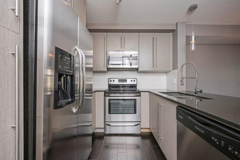 2215, 11 Mahogany Row SE, Calgary, 1.5 Bedrooms Bedrooms, 0 ,1 BathroomBathrooms,Condos/Townhouses,For Rent,51 Oak,2215, 11 Mahogany Row SE,0,3363