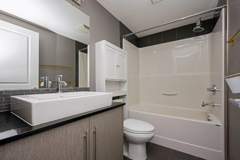 2215, 11 Mahogany Row SE, Calgary, 1.5 Bedrooms Bedrooms, 0 ,1 BathroomBathrooms,Condos/Townhouses,For Rent,51 Oak,2215, 11 Mahogany Row SE,0,3363