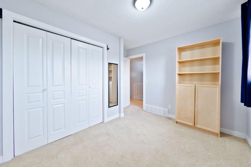911, 2200 Woodview Drive Southwest, Calgary, 2 Bedrooms Bedrooms, 0 ,1 BathroomBathrooms,Condos/Townhouses,Rented,Sierra Gardens,911, 2200 Woodview Drive Southwest,0,3367
