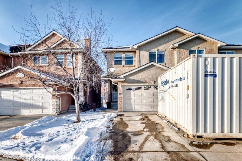 90 Royal Crest Point NW, Calgary, 3 Bedrooms Bedrooms, 0 ,2.5 BathroomsBathrooms,Houses,For Rent,90 Royal Crest Point NW,0,3368