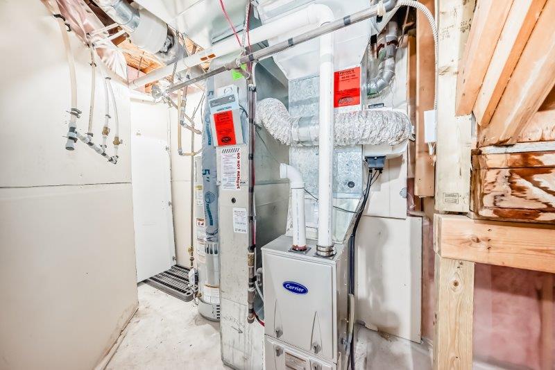 90 Royal Crest Point NW, Calgary, 3 Bedrooms Bedrooms, 0 ,2.5 BathroomsBathrooms,Houses,For Rent,90 Royal Crest Point NW,0,3368