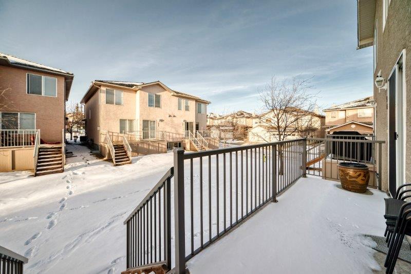 90 Royal Crest Point NW, Calgary, 3 Bedrooms Bedrooms, 0 ,2.5 BathroomsBathrooms,Houses,For Rent,90 Royal Crest Point NW,0,3368