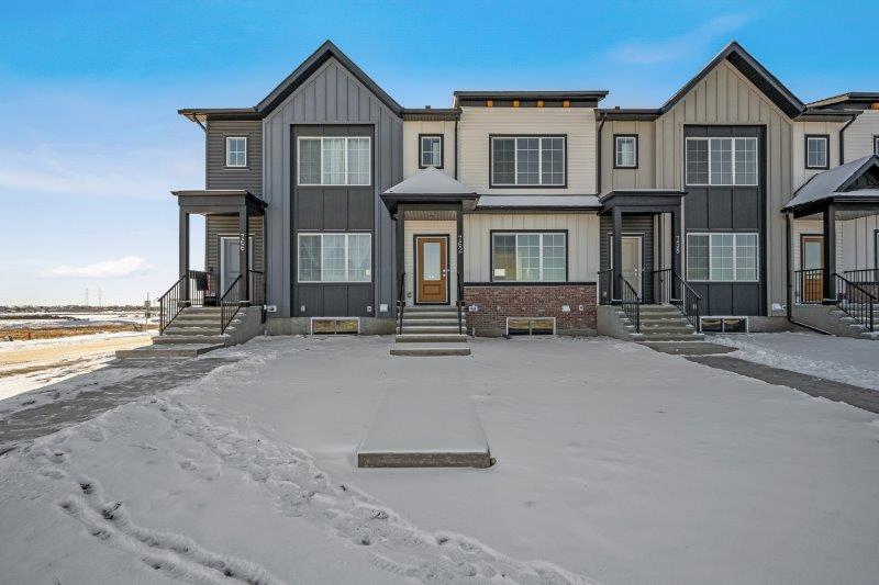 762 Chelsea Village, Chestermere, 3.5 Bedrooms Bedrooms, 0 ,2.5 BathroomsBathrooms,Condos/Townhouses,For Rent,762 Chelsea Village,0,3369