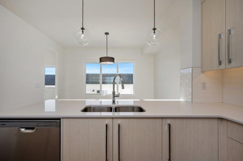 762 Chelsea Village, Chestermere, 3.5 Bedrooms Bedrooms, 0 ,2.5 BathroomsBathrooms,Condos/Townhouses,For Rent,762 Chelsea Village,0,3369