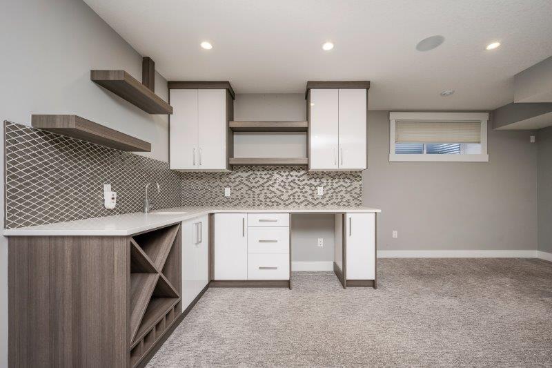 219 19 Avenue NW, Calgary, 4 Bedrooms Bedrooms, 0 ,3.5 BathroomsBathrooms,Houses,For Rent,219 19 Avenue NW,0,3370