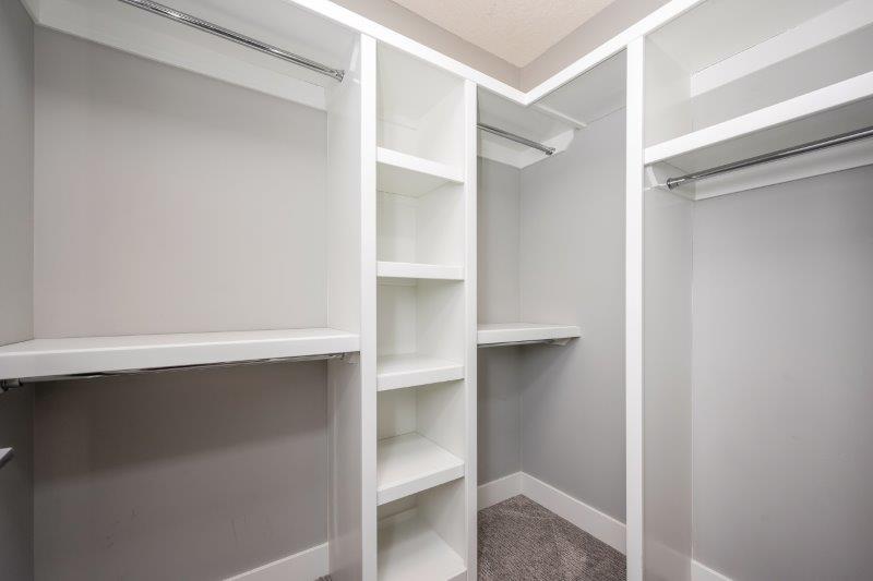 219 19 Avenue NW, Calgary, 4 Bedrooms Bedrooms, 0 ,3.5 BathroomsBathrooms,Houses,For Rent,219 19 Avenue NW,0,3370