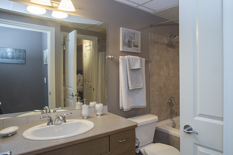 #1002, 920 5 Ave SW, Calgary, 1 Bedroom Bedrooms, 0 ,1 BathroomBathrooms,Condos/Townhouses,For Rent,FIVE WEST , #1002, 920 5 Ave SW,0,1258