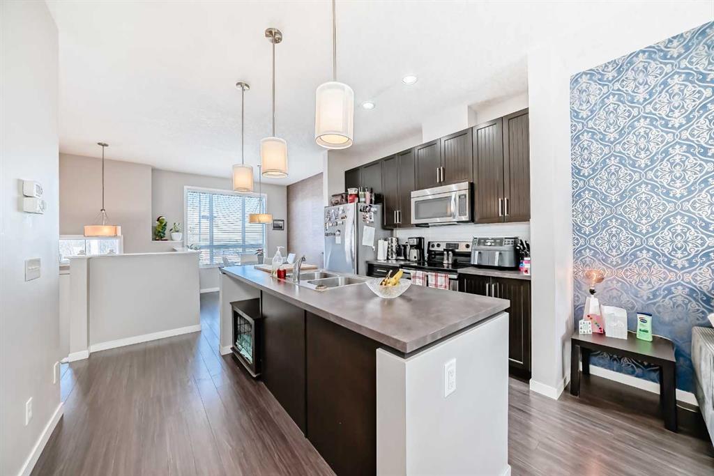 656 Copperpond Boulevard SE, Calgary, 2 Bedrooms Bedrooms, 0 ,2 BathroomsBathrooms,Condos/Townhouses,For Sale,Copperfield Chalet,656 Copperpond Boulevard SE,1,3372