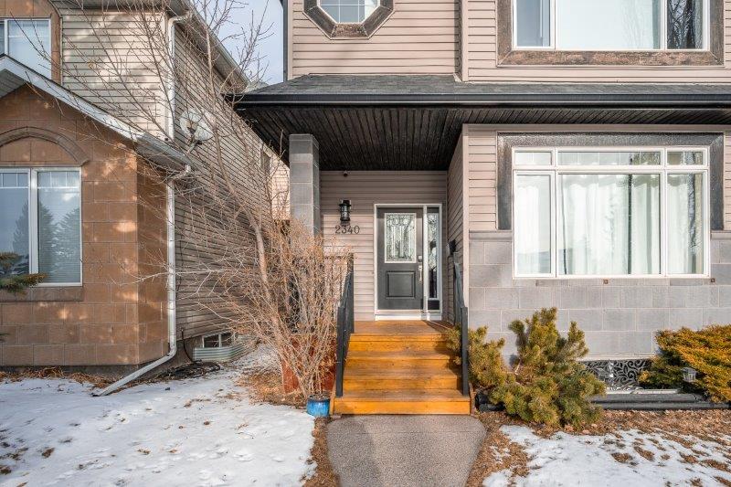 T2M 2A1, Calgary, 3.5 Bedrooms Bedrooms, 0 ,2.5 BathroomsBathrooms,Houses,For Rent,T2M 2A1,0,3373