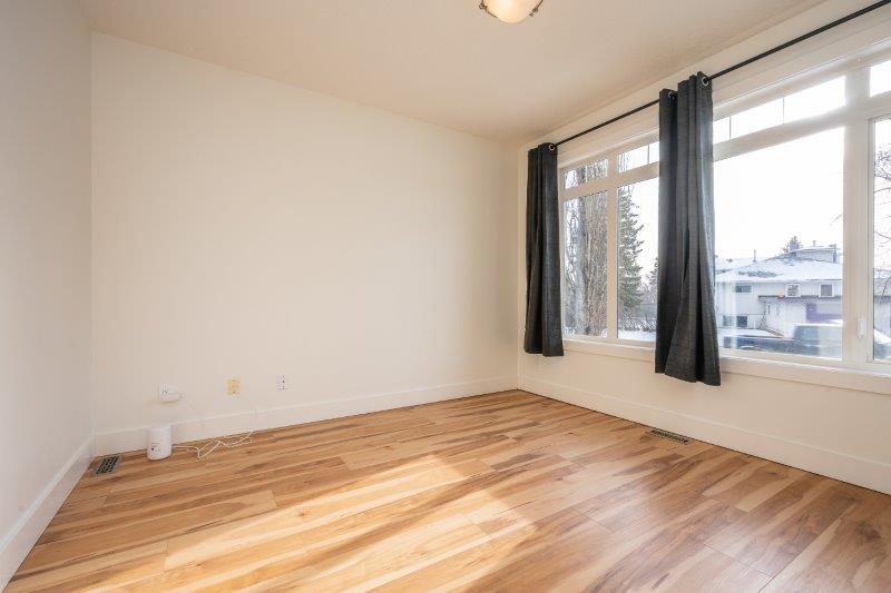 T2M 2A1, Calgary, 3.5 Bedrooms Bedrooms, 0 ,2.5 BathroomsBathrooms,Houses,For Rent,T2M 2A1,0,3373