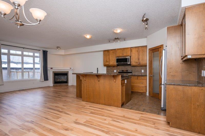 T2M 2A1, Calgary, 3.5 Bedrooms Bedrooms, 0 ,2.5 BathroomsBathrooms,Houses,For Rent,T2M 2A1,0,3373