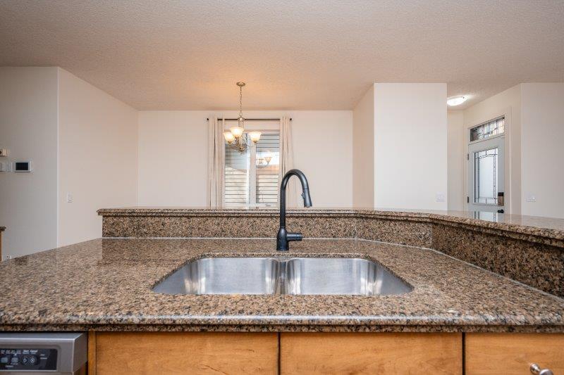 T2M 2A1, Calgary, 3.5 Bedrooms Bedrooms, 0 ,2.5 BathroomsBathrooms,Houses,For Rent,T2M 2A1,0,3373