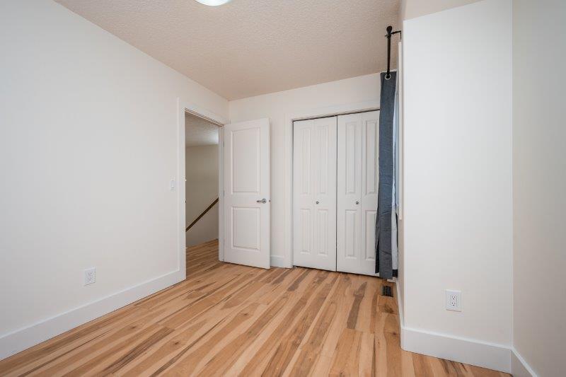 T2M 2A1, Calgary, 3.5 Bedrooms Bedrooms, 0 ,2.5 BathroomsBathrooms,Houses,For Rent,T2M 2A1,0,3373
