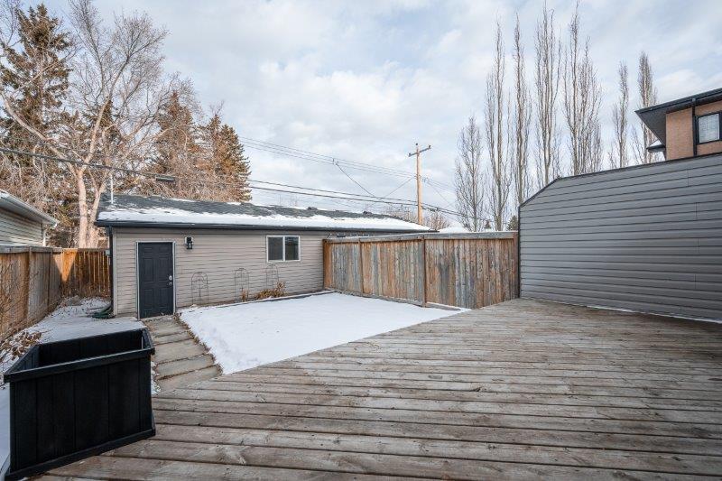 T2M 2A1, Calgary, 3.5 Bedrooms Bedrooms, 0 ,2.5 BathroomsBathrooms,Houses,For Rent,T2M 2A1,0,3373