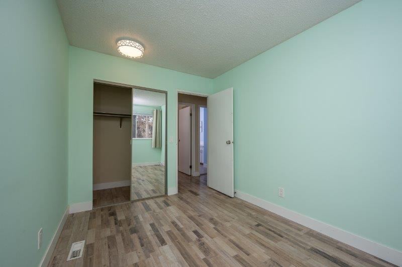 104, 2520 Palliser Drive SW, Calgary, 3 Bedrooms Bedrooms, 0 ,1.5 BathroomsBathrooms,Condos/Townhouses,Rented,Palace Oaks,104, 2520 Palliser Drive SW,0,3374