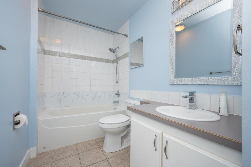 104, 2520 Palliser Drive SW, Calgary, 3 Bedrooms Bedrooms, 0 ,1.5 BathroomsBathrooms,Condos/Townhouses,Rented,Palace Oaks,104, 2520 Palliser Drive SW,0,3374