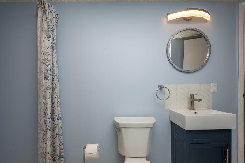 104, 2520 Palliser Drive SW, Calgary, 3 Bedrooms Bedrooms, 0 ,1.5 BathroomsBathrooms,Condos/Townhouses,Rented,Palace Oaks,104, 2520 Palliser Drive SW,0,3374