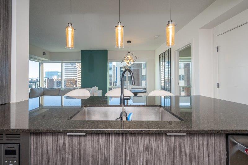 1906, 930 6 Ave SW, Calgary, 2 Bedrooms Bedrooms, 0 ,2 BathroomsBathrooms,Condos/Townhouses,For Rent,Vogue,1906, 930 6 Ave SW,0,3377