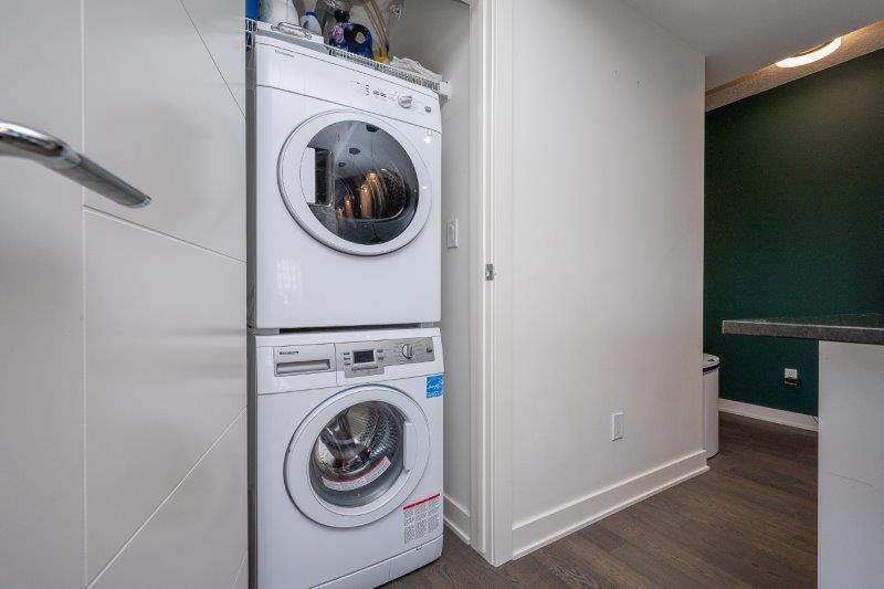 1906, 930 6 Ave SW, Calgary, 2 Bedrooms Bedrooms, 0 ,2 BathroomsBathrooms,Condos/Townhouses,For Rent,Vogue,1906, 930 6 Ave SW,0,3377