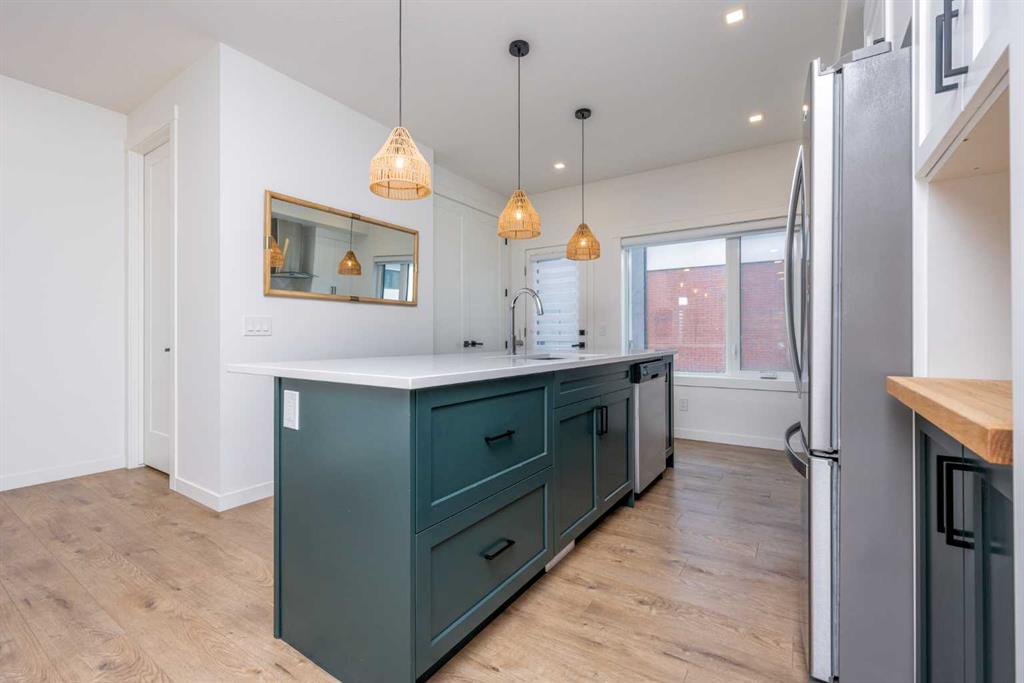 408 Greenbriar Common NW, Calagry, 2 Bedrooms Bedrooms, 0 ,3 BathroomsBathrooms,Condos/Townhouses,For Sale,0,3378