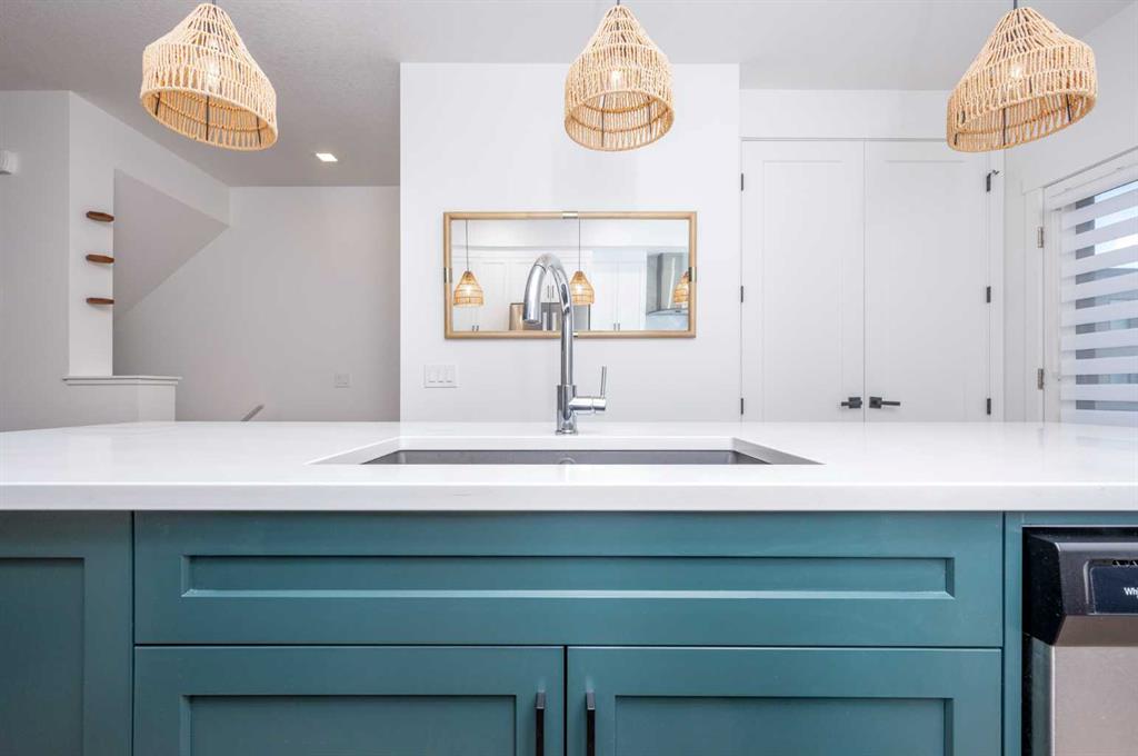 408 Greenbriar Common NW, Calagry, 2 Bedrooms Bedrooms, 0 ,3 BathroomsBathrooms,Condos/Townhouses,For Sale,0,3378